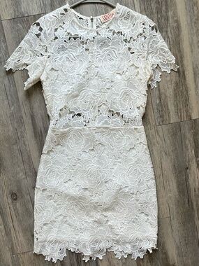 Willa, Size S, White Lace Mini Dress